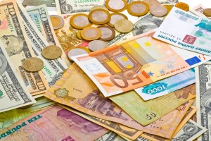 Currency exchange and money transfer options for expats Currency exchange and money transfer options for expats